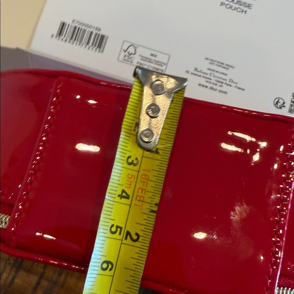 Gorgeous light weight cosmetic bag/ toiletries - Picture 11 of 13